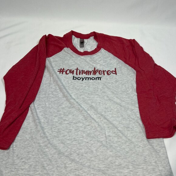 #outnumbered - Boy Mom Jersey Style t-shirt, Medium - Picture 3 of 5